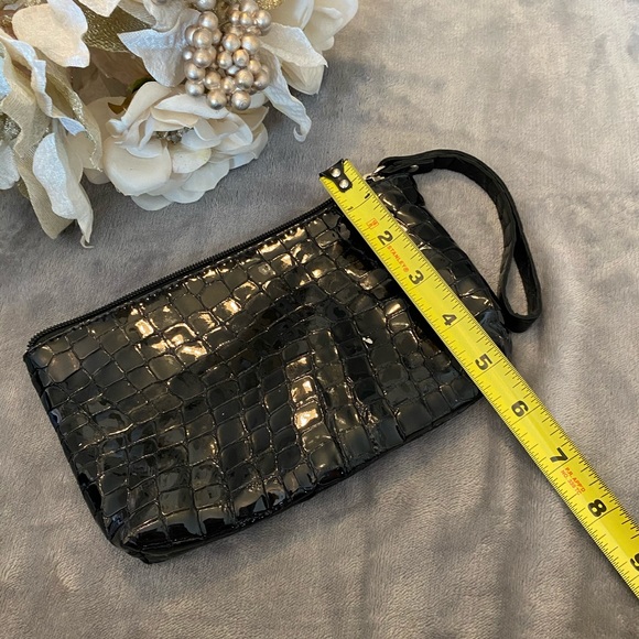 Valentina wrislet handbag - Picture 6 of 6